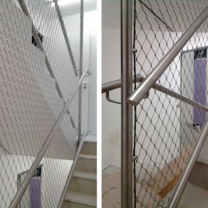 Treppengeländer mit Edelstahlseilnetz